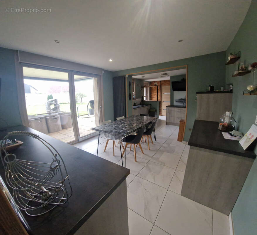 Maison à SAILLY-LABOURSE