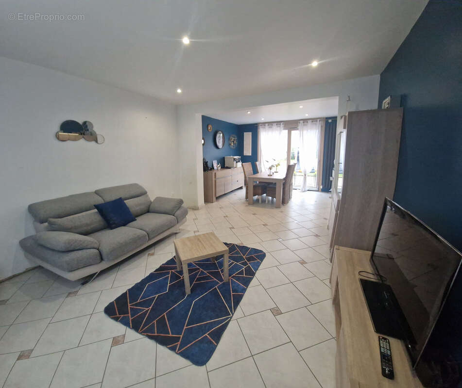 Maison à SAILLY-LABOURSE