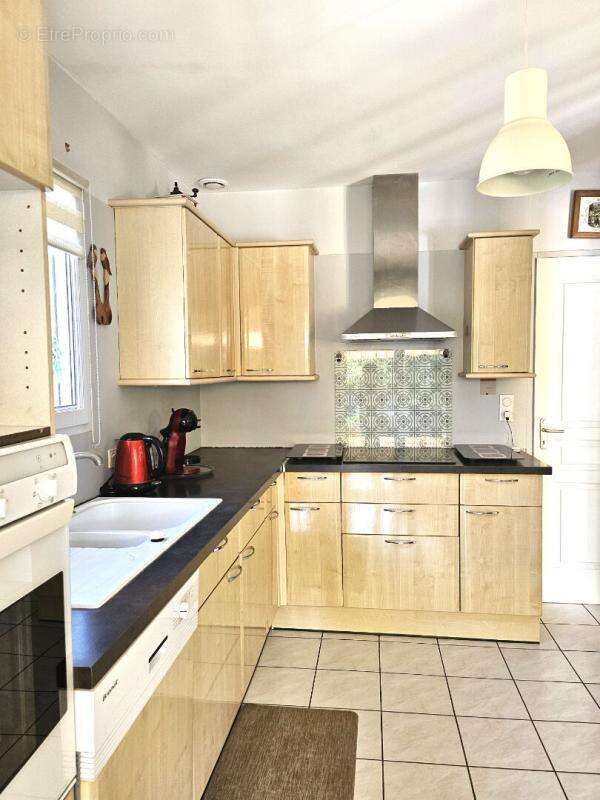 Maison à SAINT-FELIX-DE-LODEZ