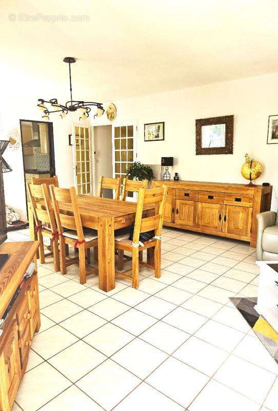 Maison à SAINT-FELIX-DE-LODEZ