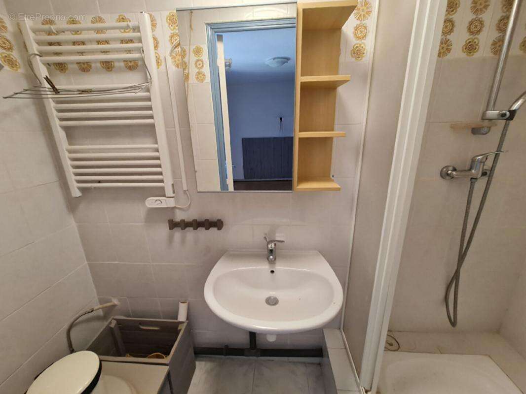 Maison à LES SALLES-DU-GARDON