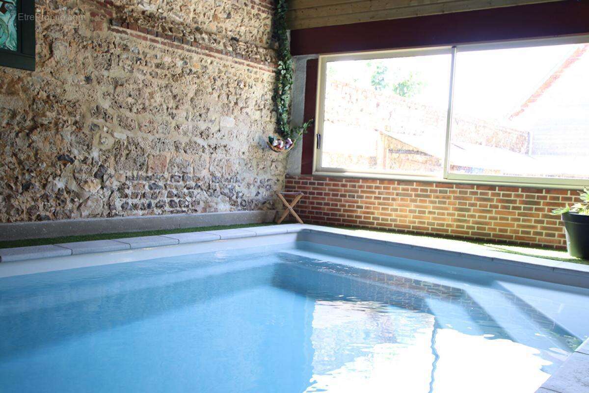 Maison à CANY-BARVILLE