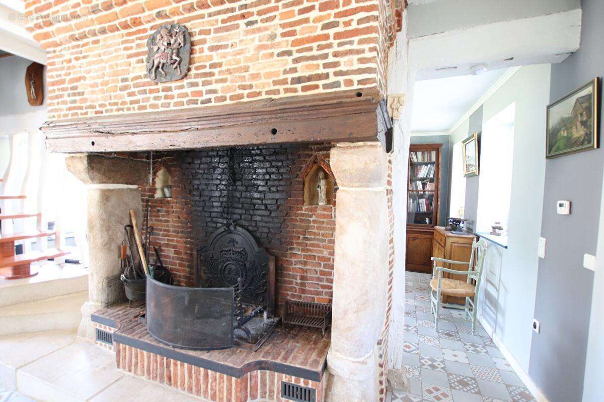 Maison à CANY-BARVILLE