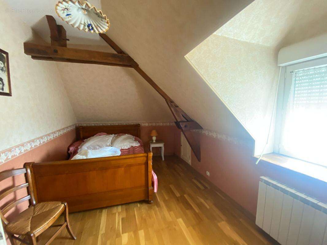 Maison à TOURNON-SAINT-PIERRE