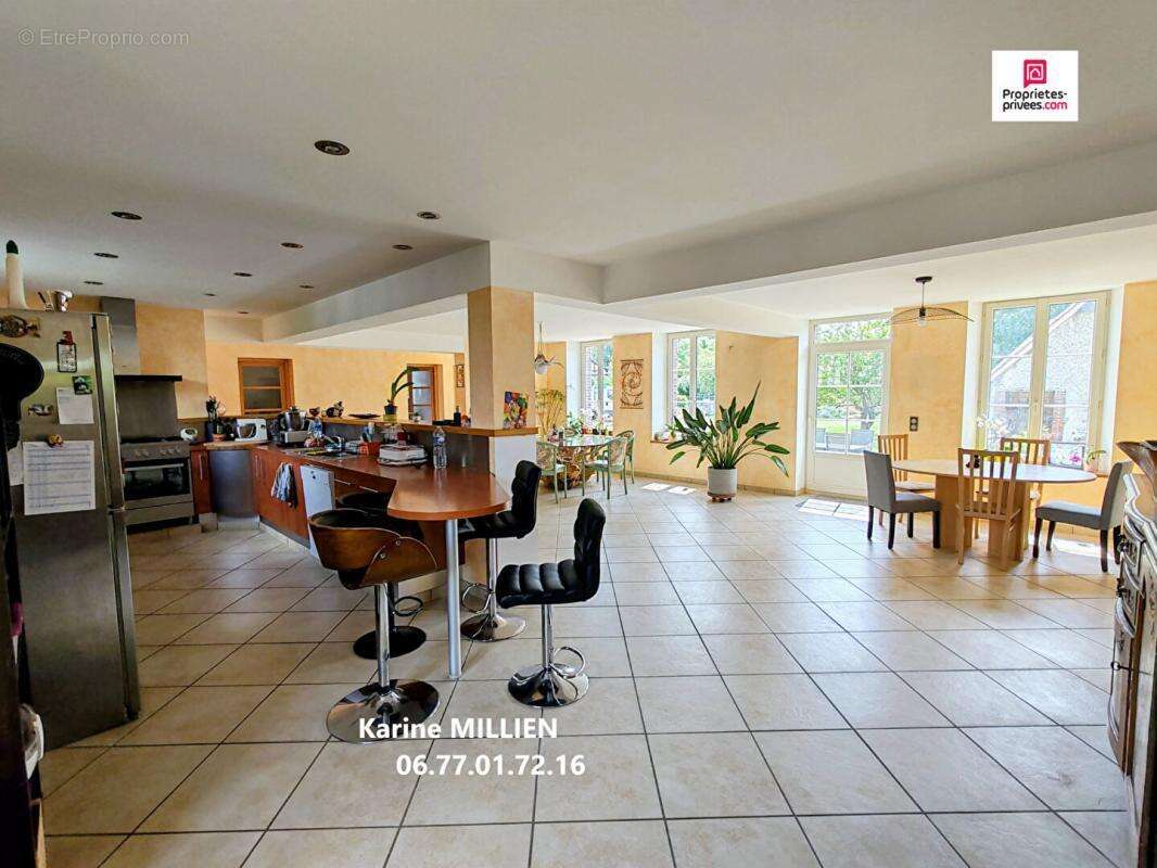 Maison à COURDEMANCHE