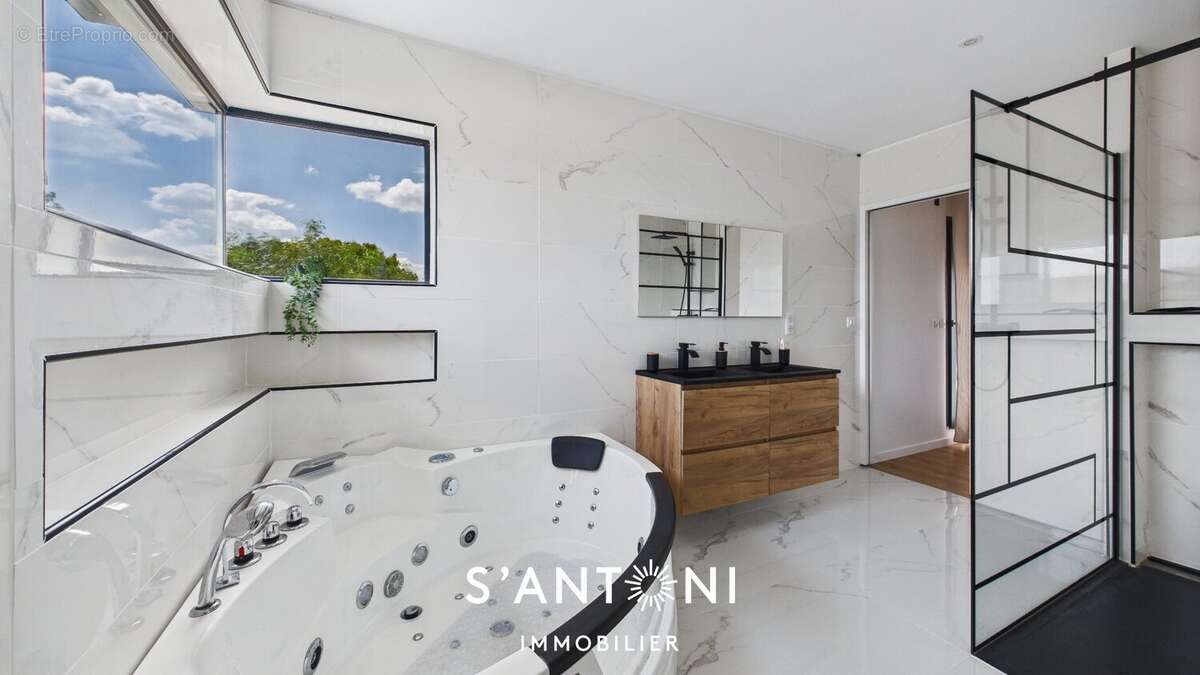 Maison à MARSEILLAN