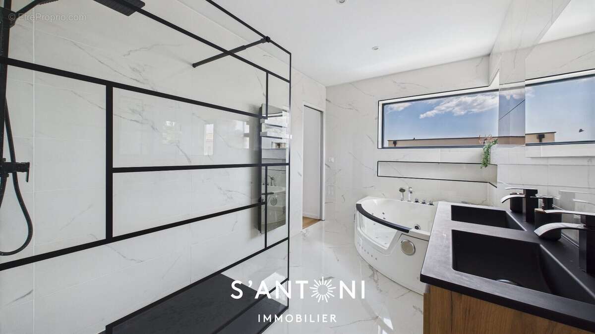 Maison à MARSEILLAN