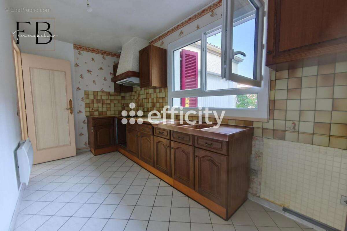 Maison à BOUFFEMONT