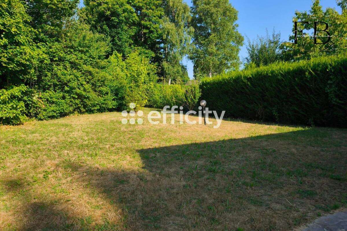 Maison à BOUFFEMONT