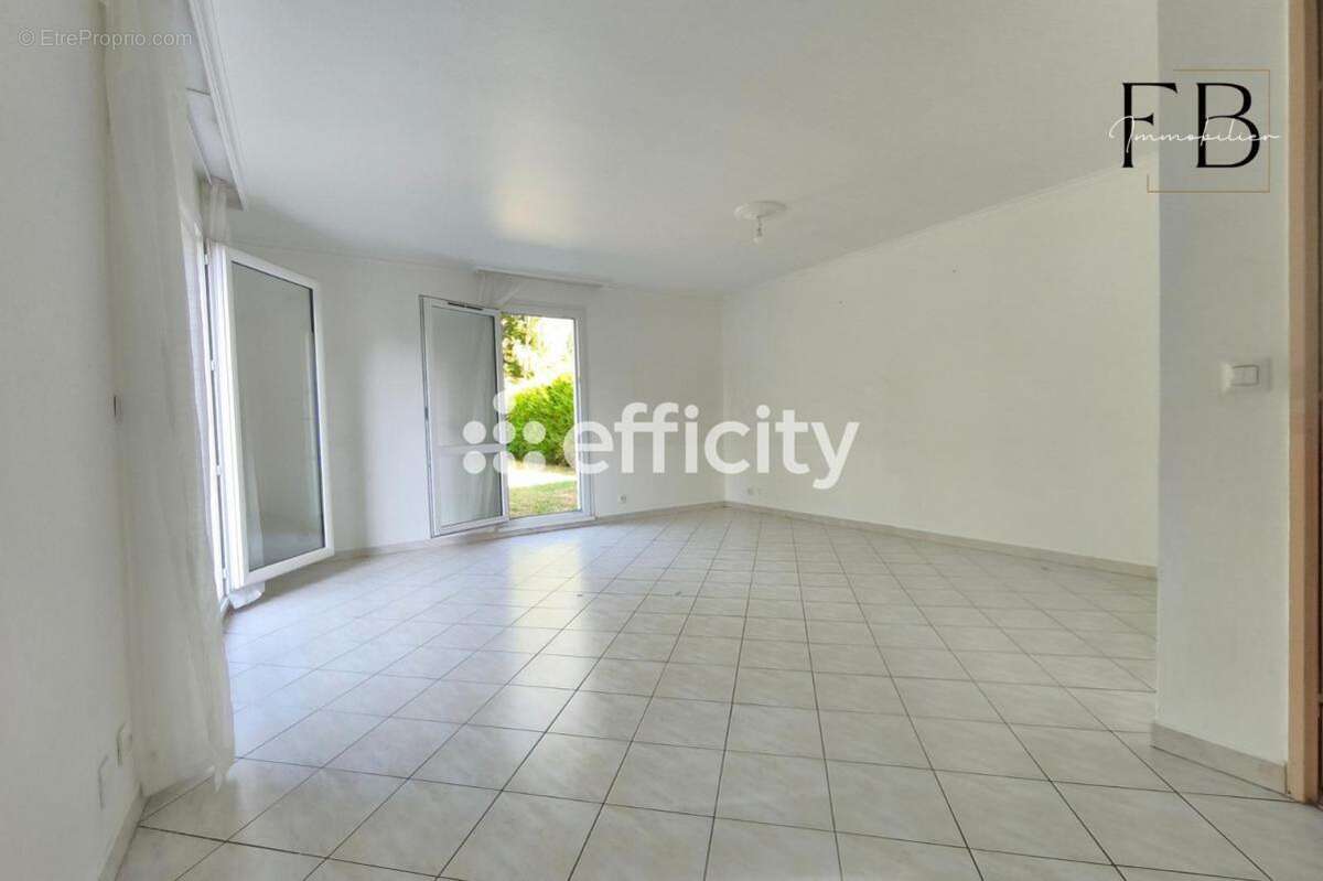 Maison à BOUFFEMONT