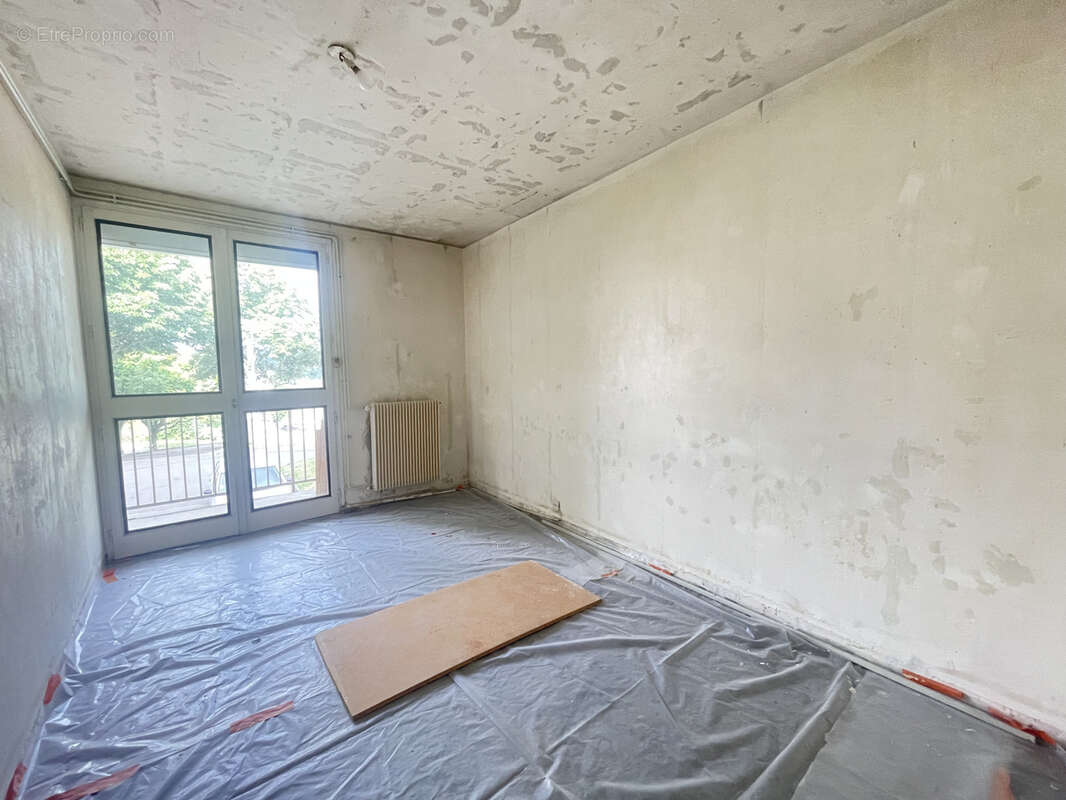 Appartement à GRIGNY