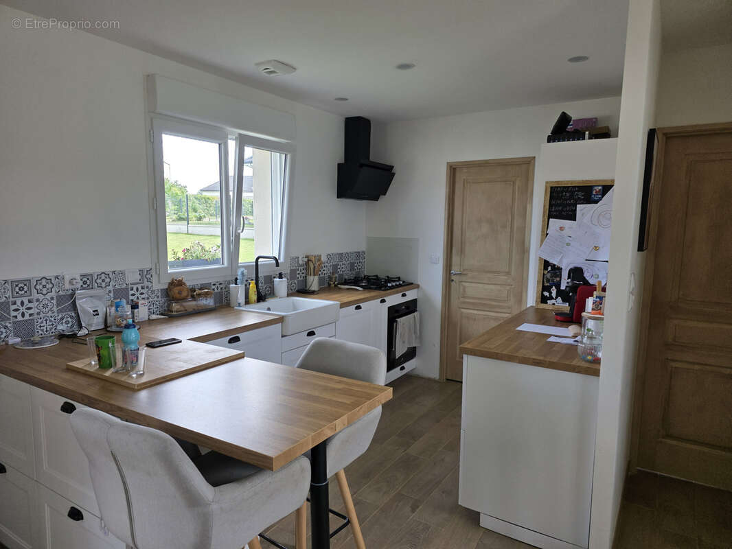 Maison à SAINT-PIERRE-EN-VAL