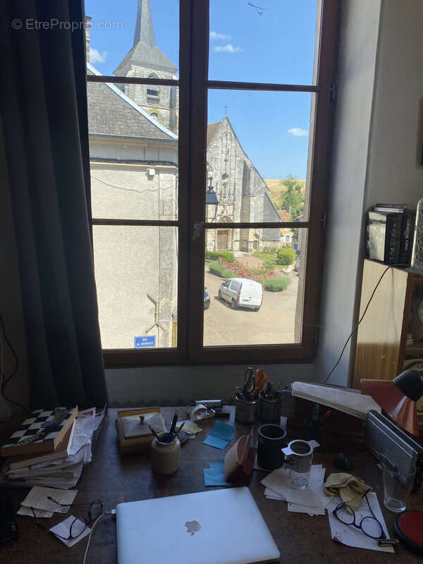 Maison à SOUGERES-EN-PUISAYE