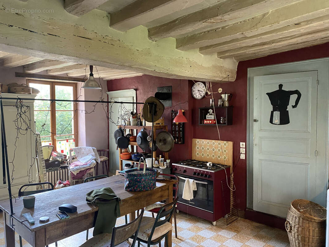 Maison à SOUGERES-EN-PUISAYE