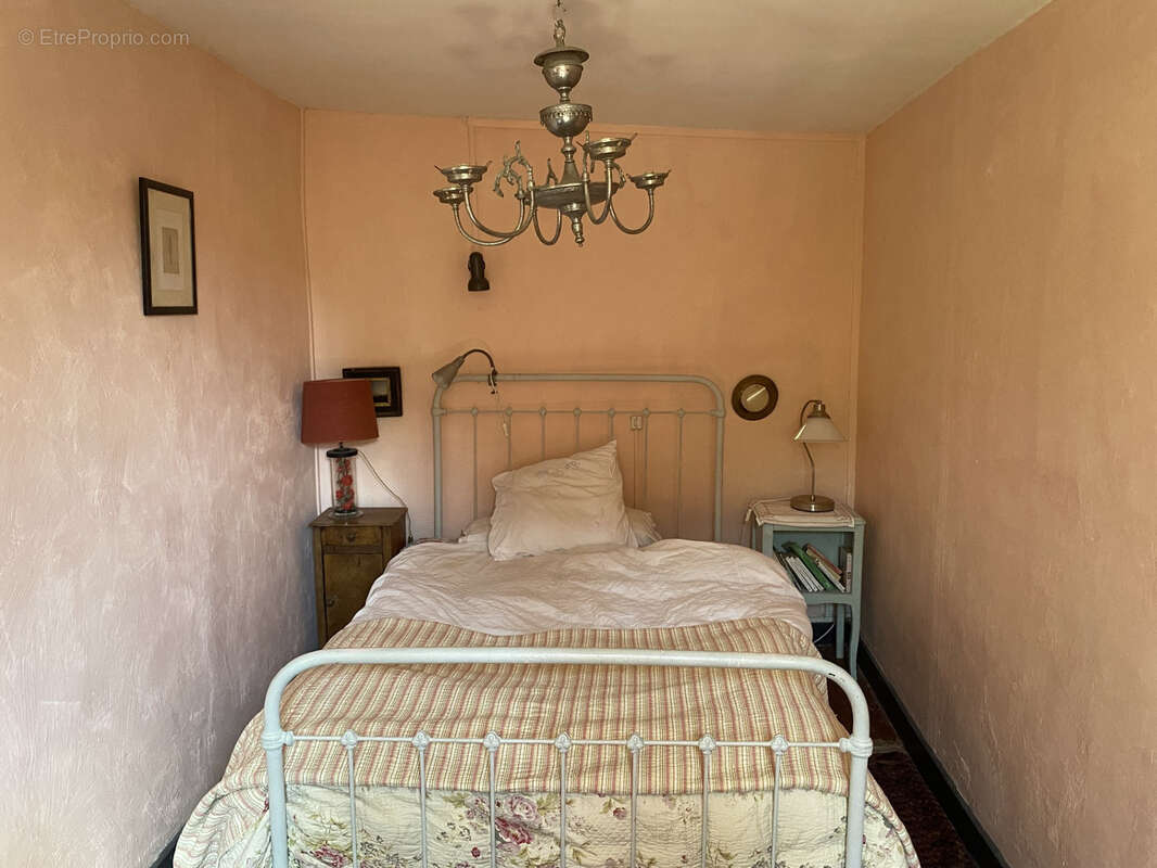 Maison à SOUGERES-EN-PUISAYE