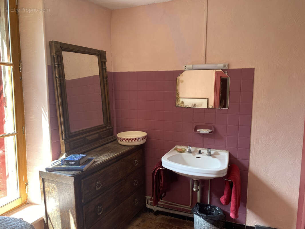 Maison à SOUGERES-EN-PUISAYE