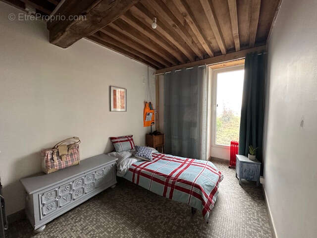 Maison à OUROUX-EN-MORVAN