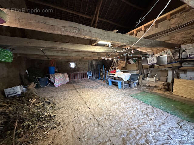 Maison à OUROUX-EN-MORVAN