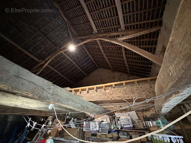 Maison à OUROUX-EN-MORVAN