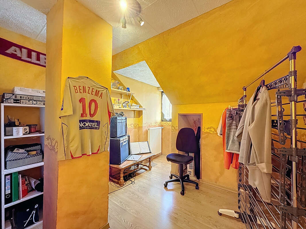 Maison à REMONCOURT