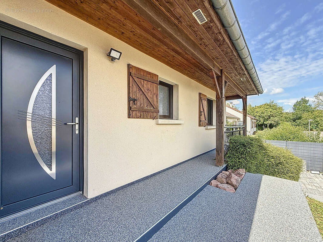 Maison à REMONCOURT