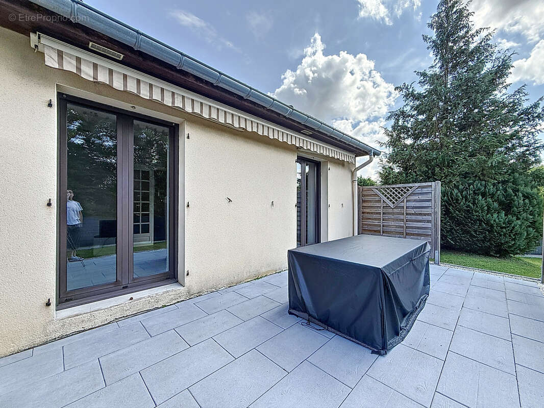 Maison à REMONCOURT