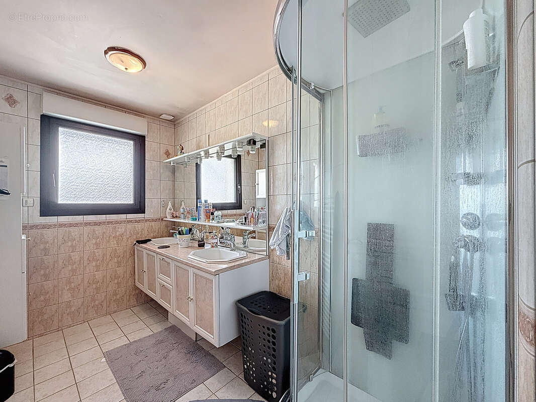 Maison à REMONCOURT