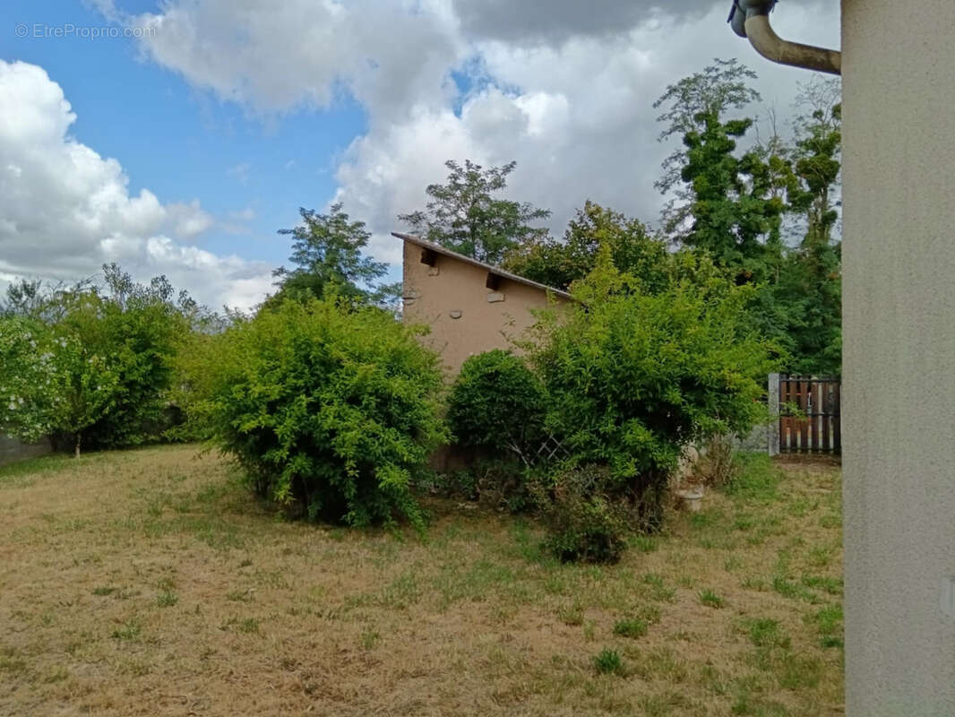 Maison à CEAUX-EN-COUHE