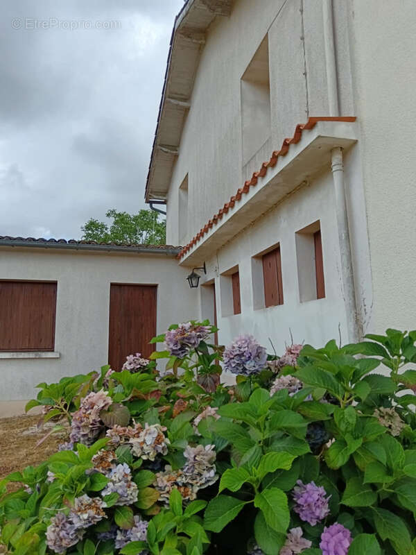 Maison à CEAUX-EN-COUHE