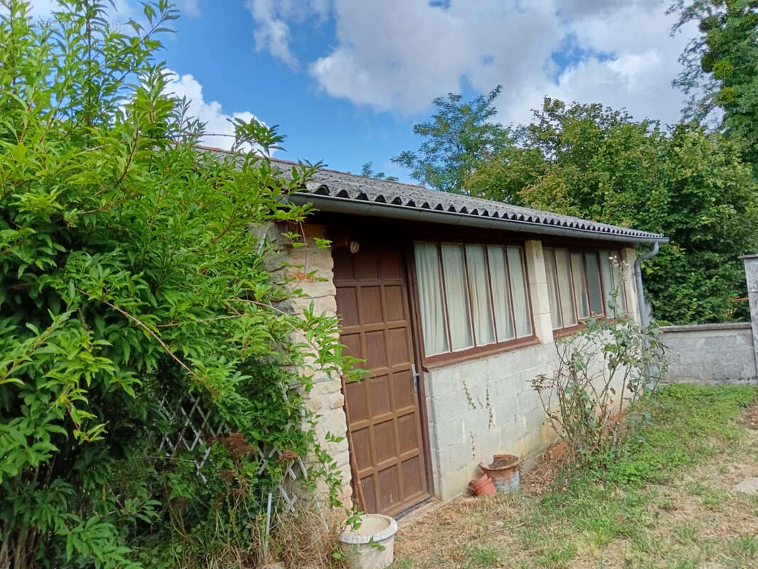 Maison à CEAUX-EN-COUHE