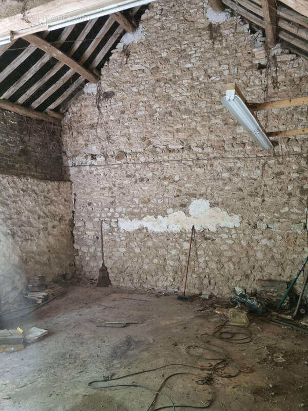 Appartement à LA VILLENEUVE-EN-CHEVRIE