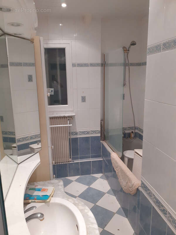 Appartement à LA VILLENEUVE-EN-CHEVRIE