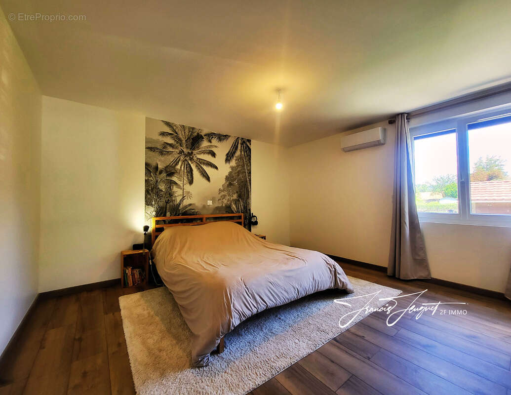 Appartement à ALBY-SUR-CHERAN