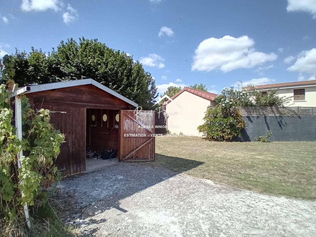 Chalet en bois de 20 m2  - Maison à NAINTRE