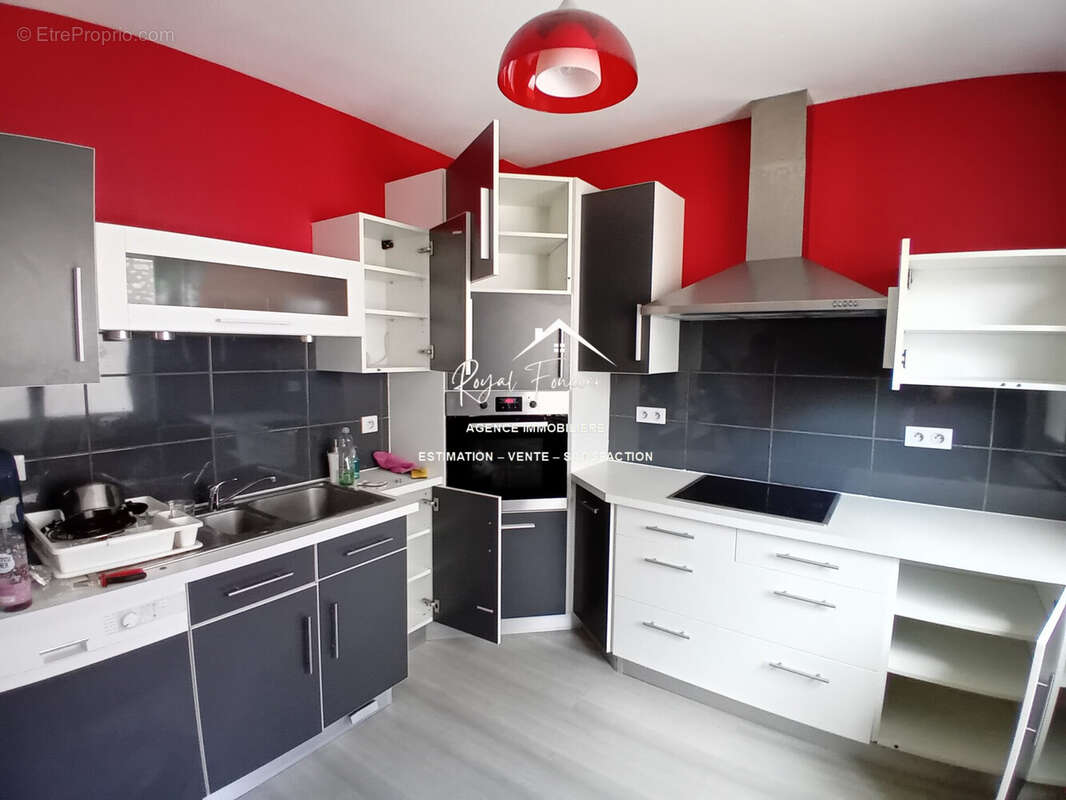 Cuisine A et E indépendante - Maison à NAINTRE