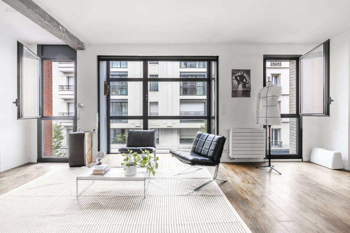 Appartement à LEVALLOIS-PERRET