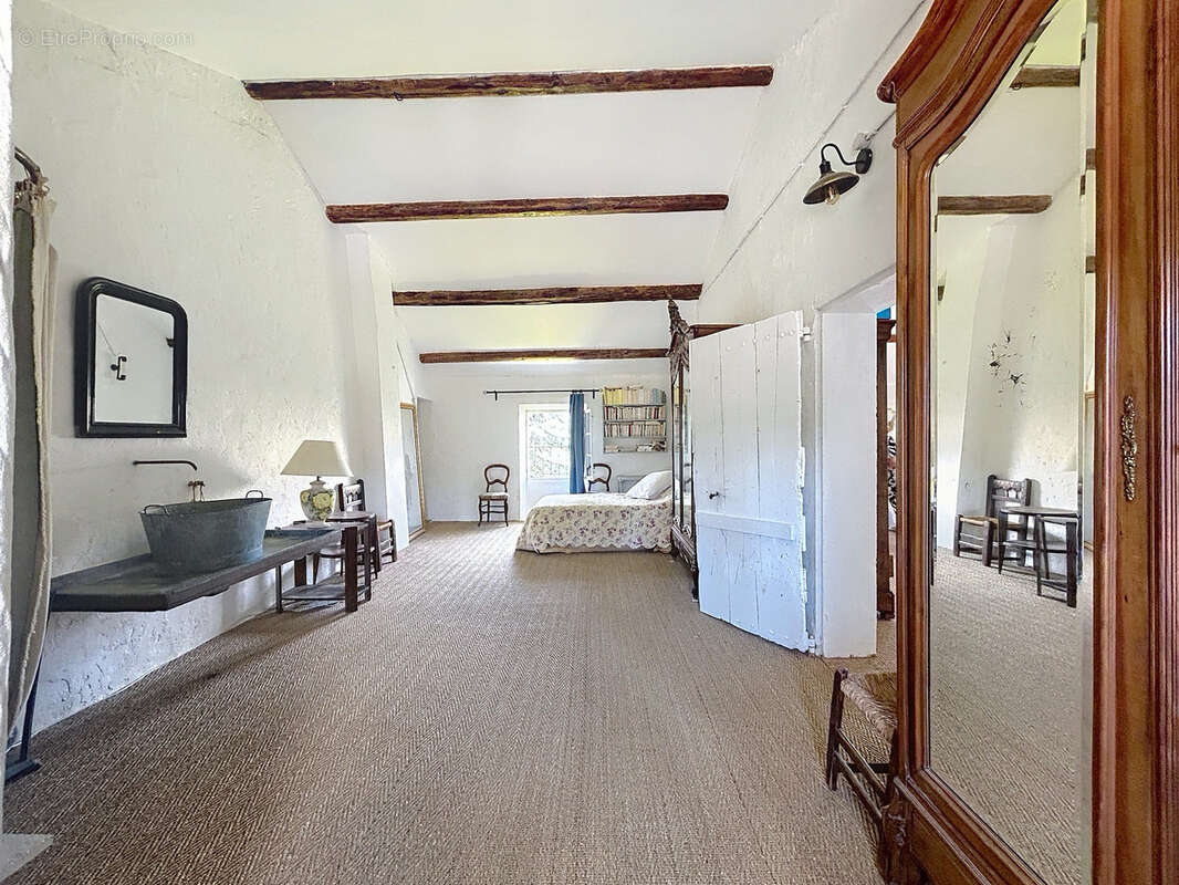 Maison à VAISON-LA-ROMAINE