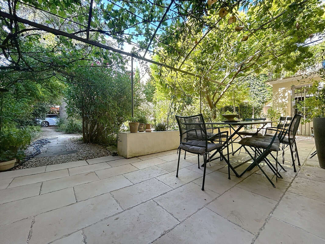 Maison à VAISON-LA-ROMAINE
