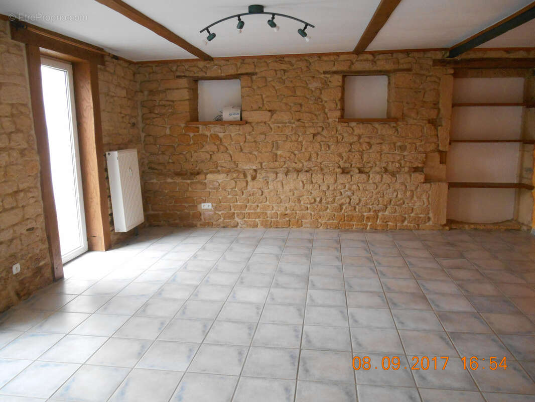 Appartement à ALLONDRELLE-LA-MALMAISON