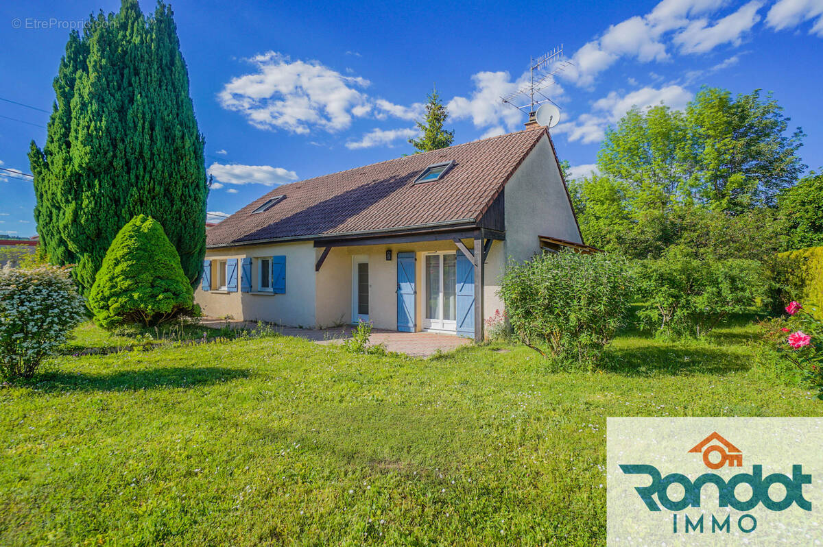 Maison à MESSIGNY-ET-VANTOUX