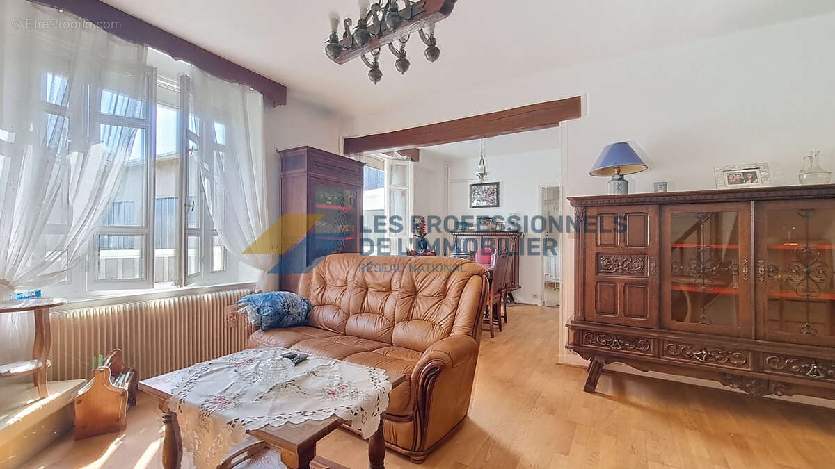 Maison à FERRIERES-EN-GATINAIS