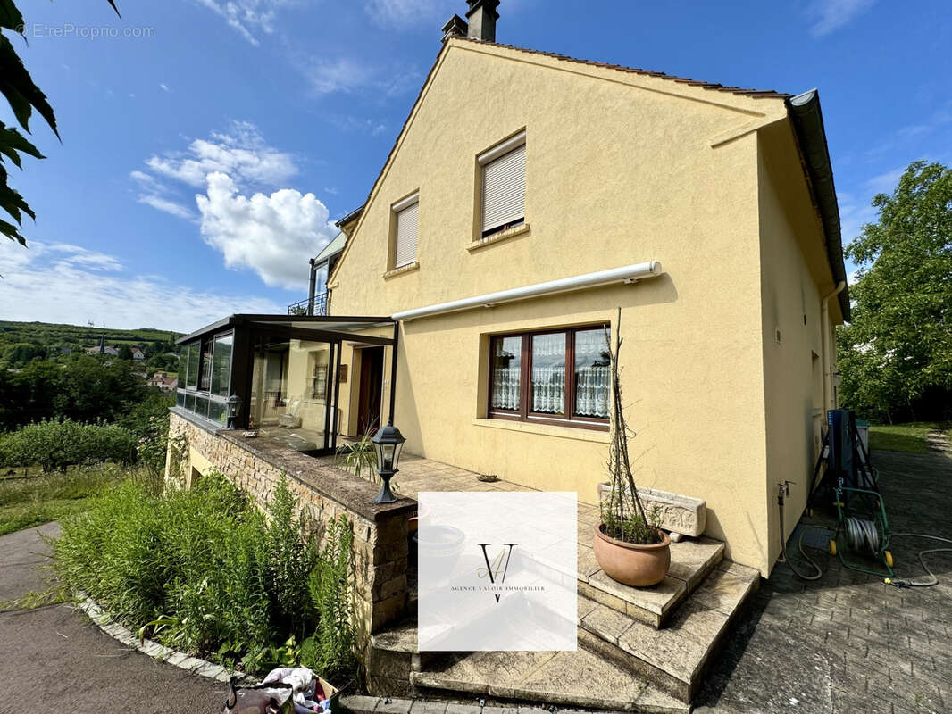 Maison à LIXING-LES-ROUHLING