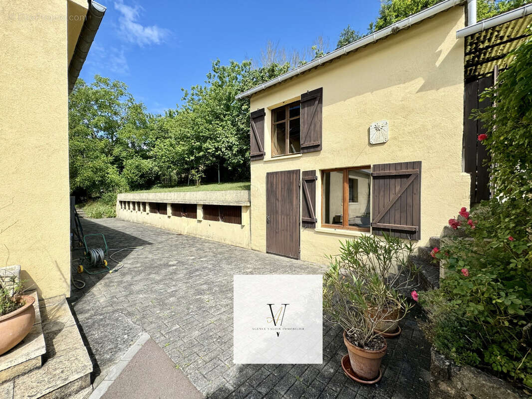 Maison à LIXING-LES-ROUHLING