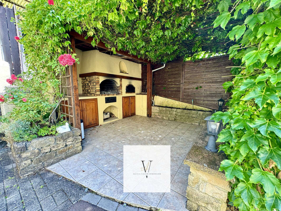 Maison à LIXING-LES-ROUHLING