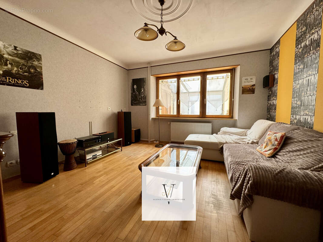 Maison à LIXING-LES-ROUHLING