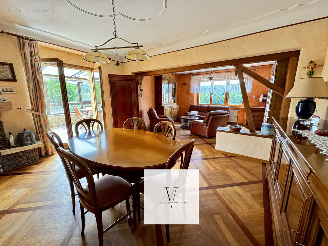 Maison à LIXING-LES-ROUHLING