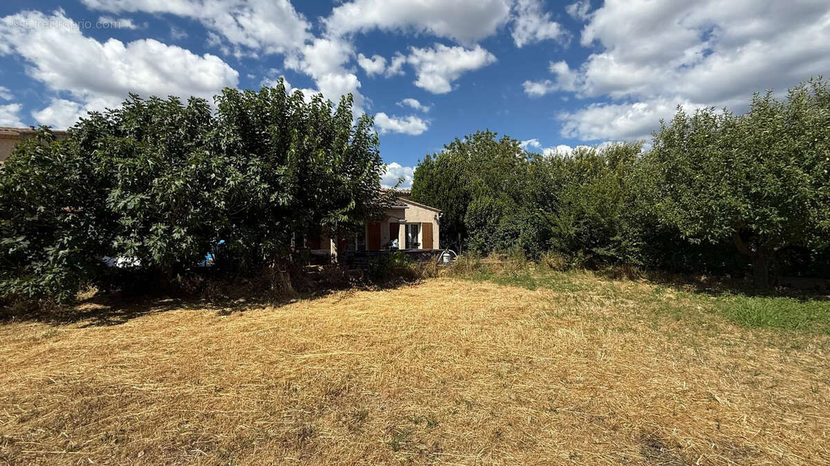 Maison à PEYROLLES-EN-PROVENCE