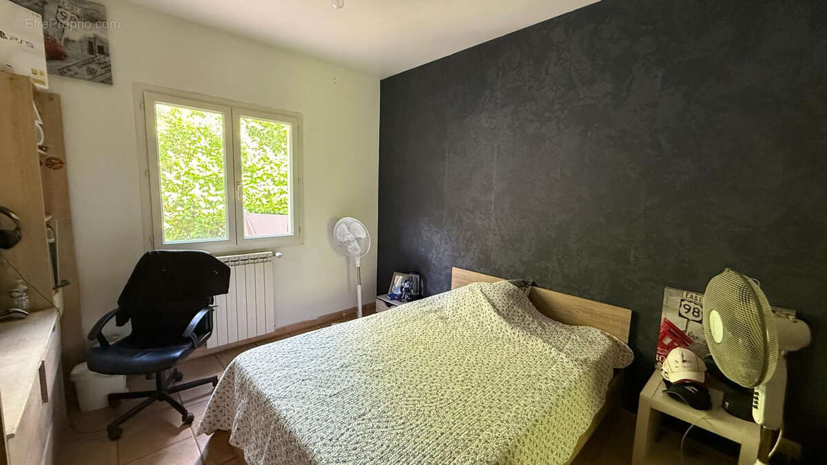 Maison à PEYROLLES-EN-PROVENCE