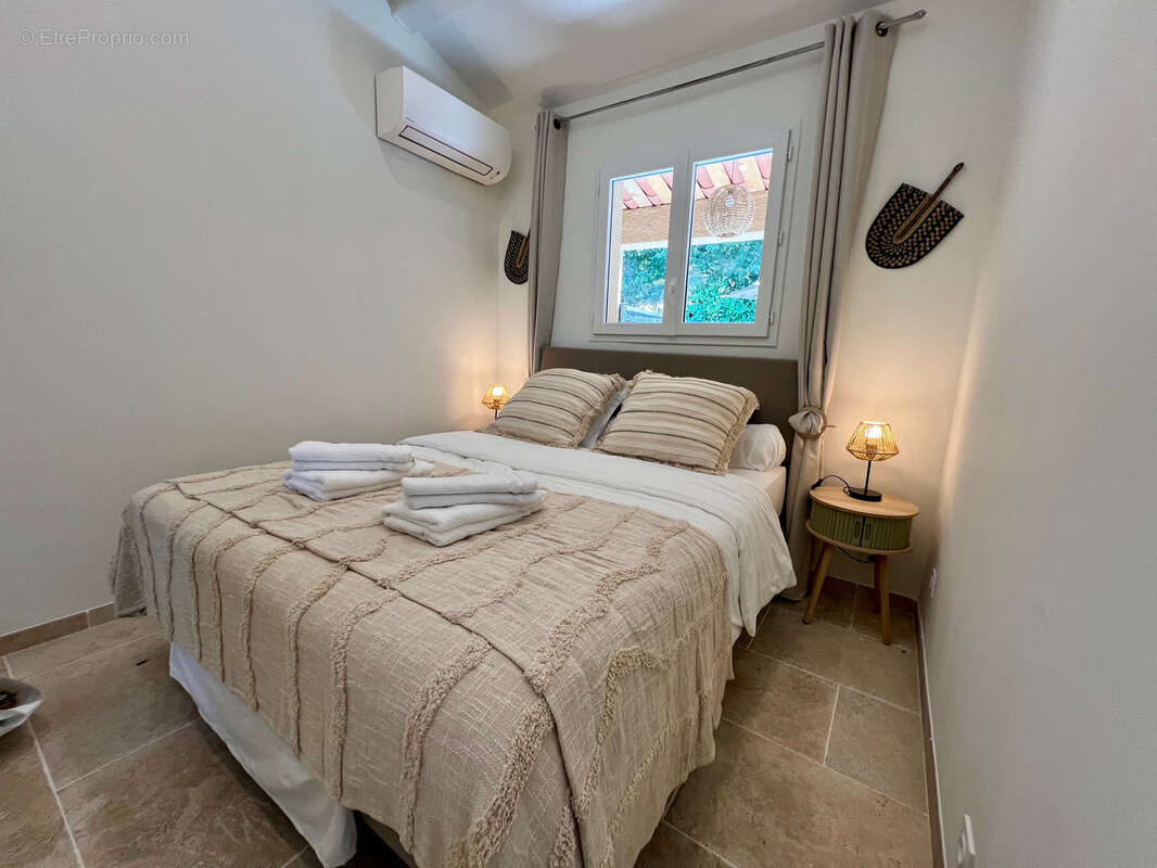 Appartement à COGOLIN