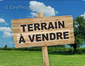 Terrain à LA HAYE-AUBREE